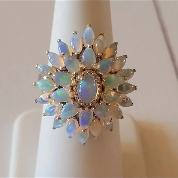 Gorgeous genuine opal floral cluster sterling silver ring size 7 - Picture 3 of 6